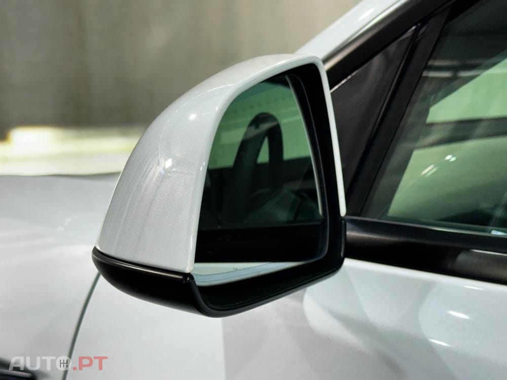 Tesla Model 3 Long Range AWD Dual Motor