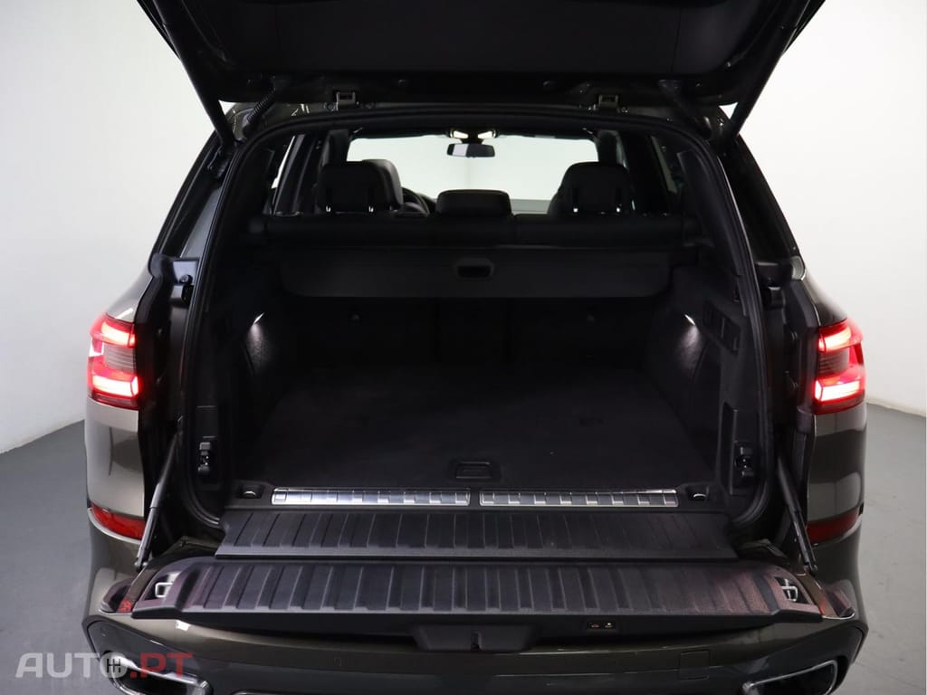 BMW X5 45 e xDrive Pack M