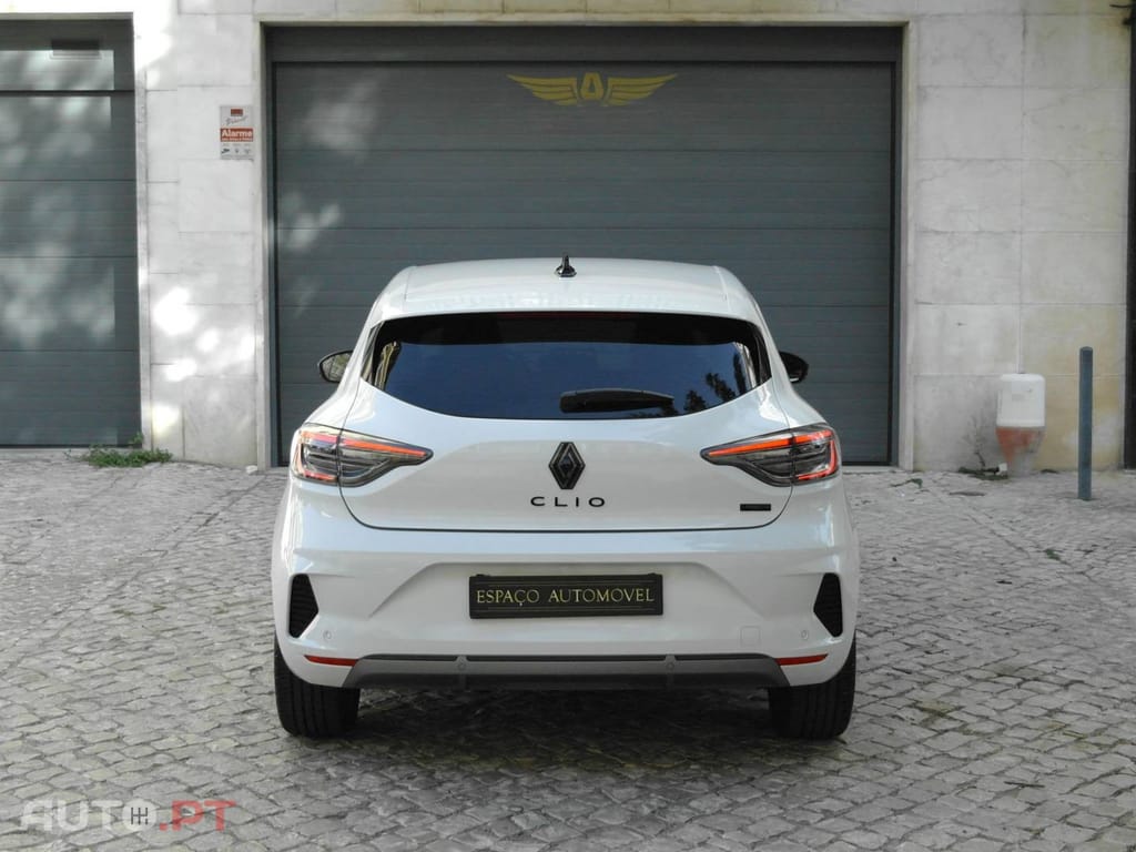 Renault Clio 1.6 E-Tech Full Hybrid Esprit Alpine