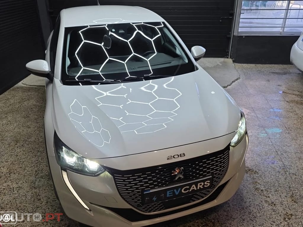 Peugeot E-208 50 kWh Active Pack