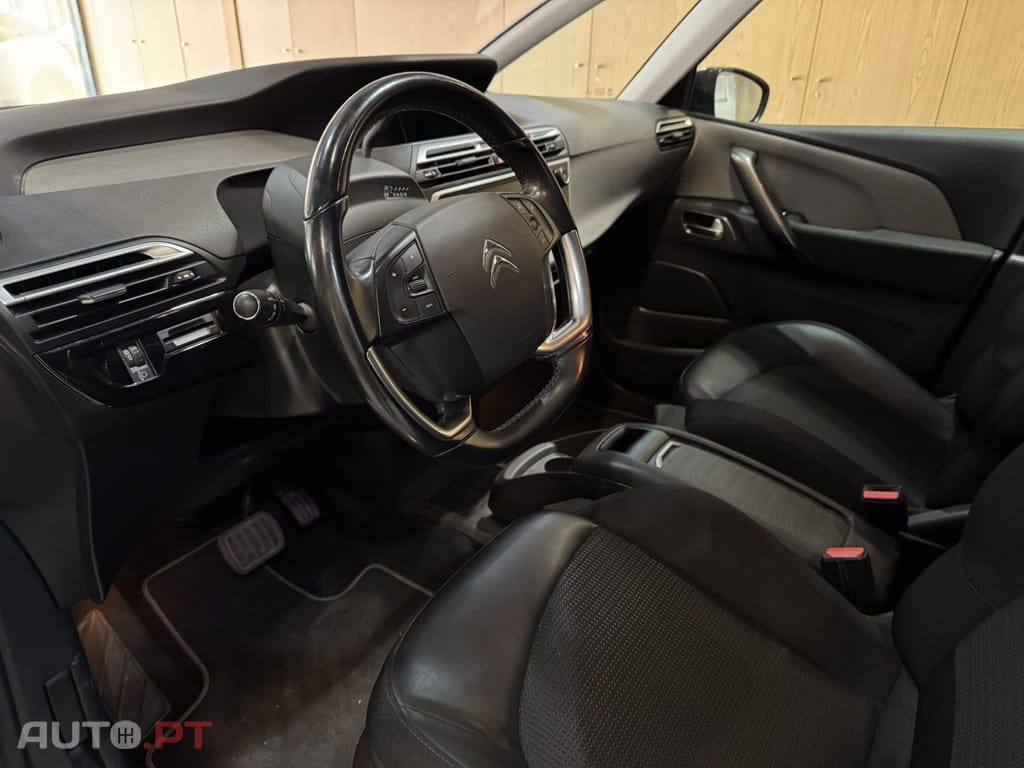 Citroen C4 SpaceTourer 1.5 BlueHDi Shine EAT8