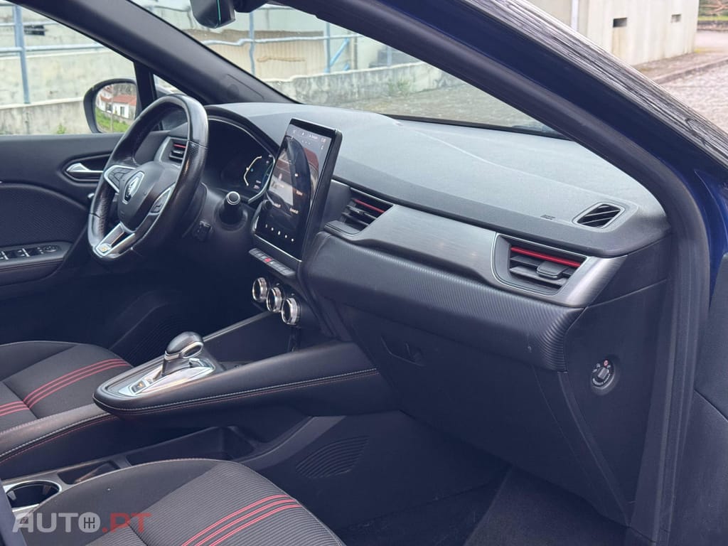 Renault Captur 1.6 E-Tech RS Line