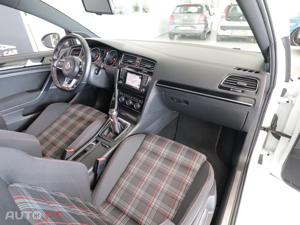 Volkswagen Golf GTI Performance