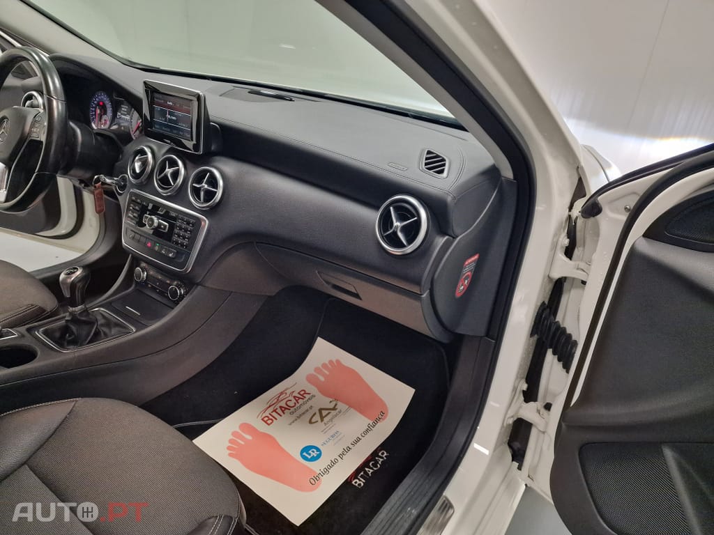 Mercedes-Benz A 180 CDi BlueEfficiency AMG Line