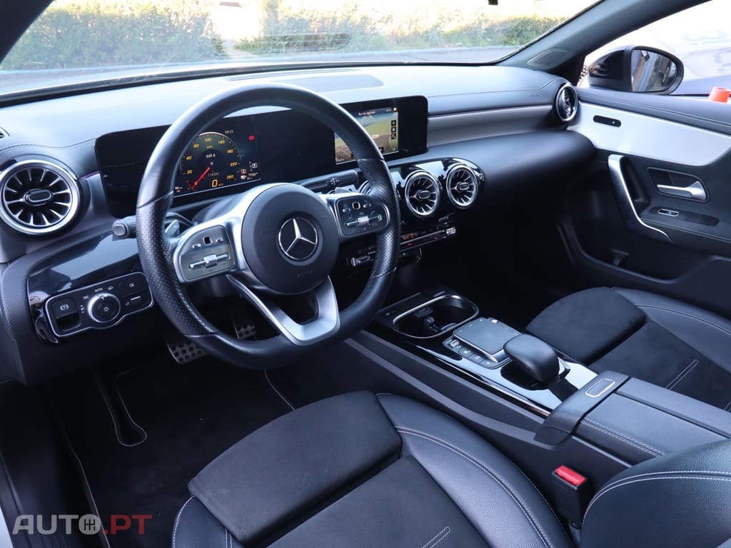 Mercedes-Benz A 250 A 250e AMG