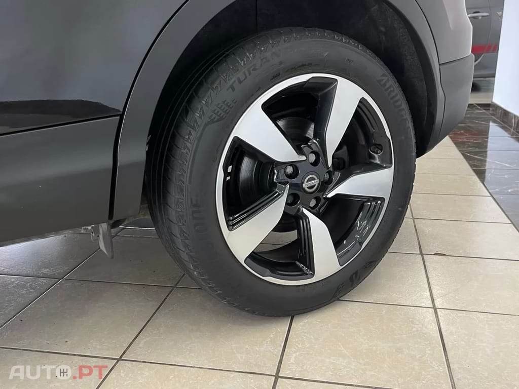 Nissan Qashqai 1.5 dCi N-Connecta 18