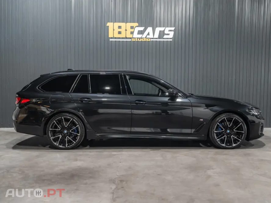 BMW 530 e Pack Desportivo M
