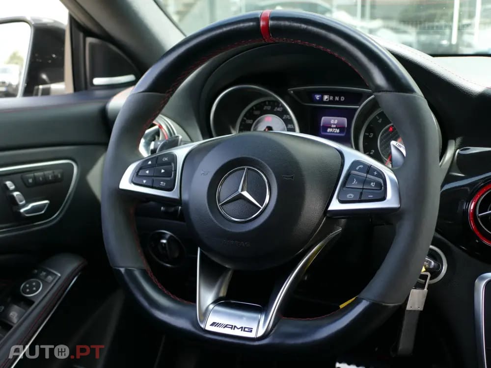 Mercedes-Benz CLA 45 AMG Shooting Brake 4-Matic