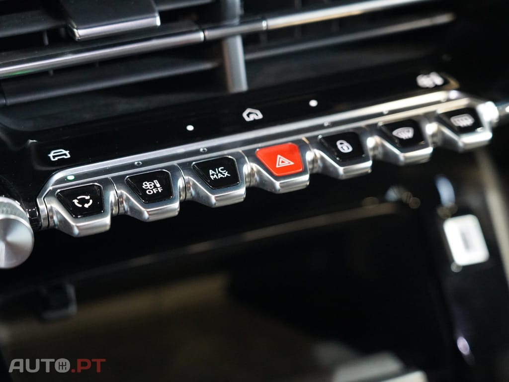 Peugeot 2008 1.2 PureTech Allure