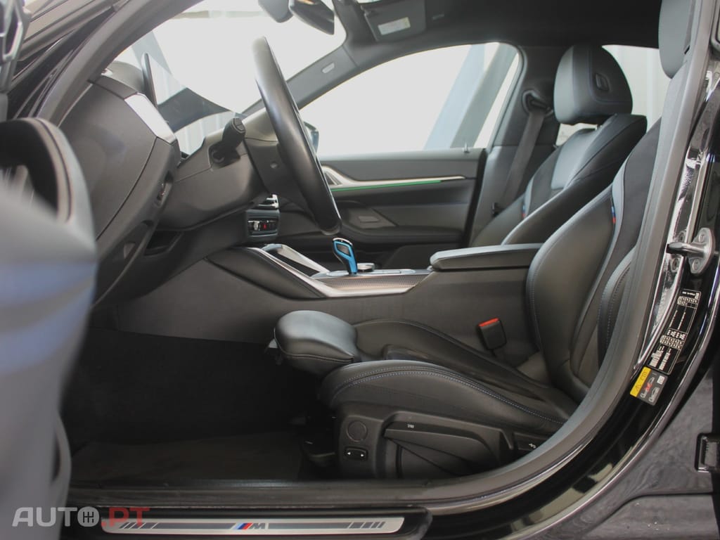 BMW i4 eDrive40 Desportiva M