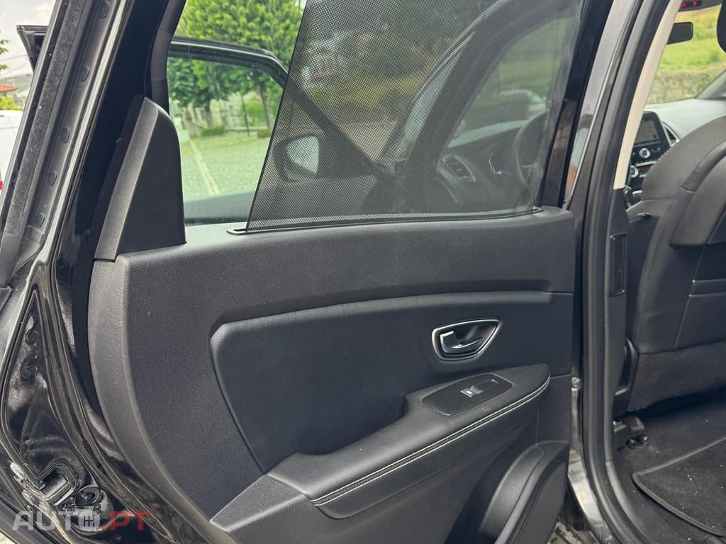 Renault Scénic 1.5 dCi Bose Edition EDC SS