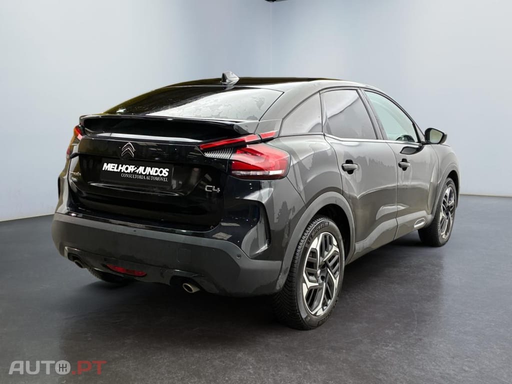 Citroen C4 1.2 PureTech Max EAT8