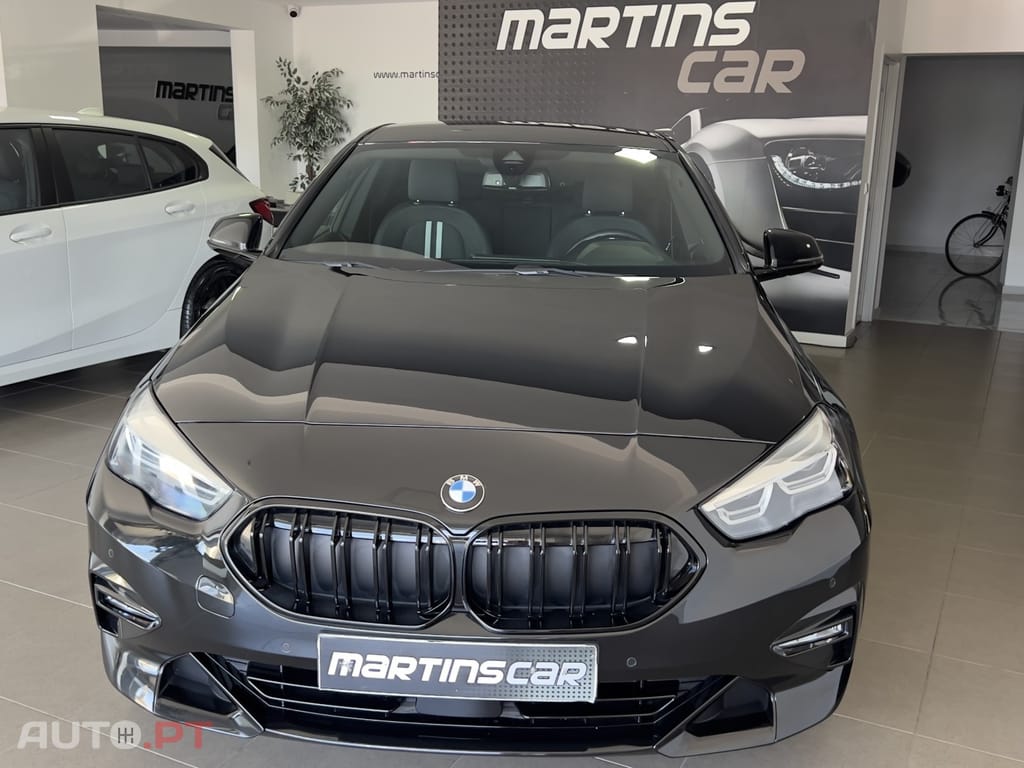 BMW 218 i Aut.Sport Line