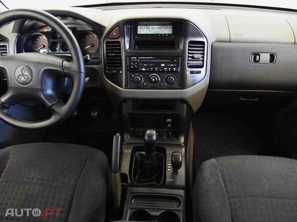 Mitsubishi Pajero 3.2 DI-D GLS Longo