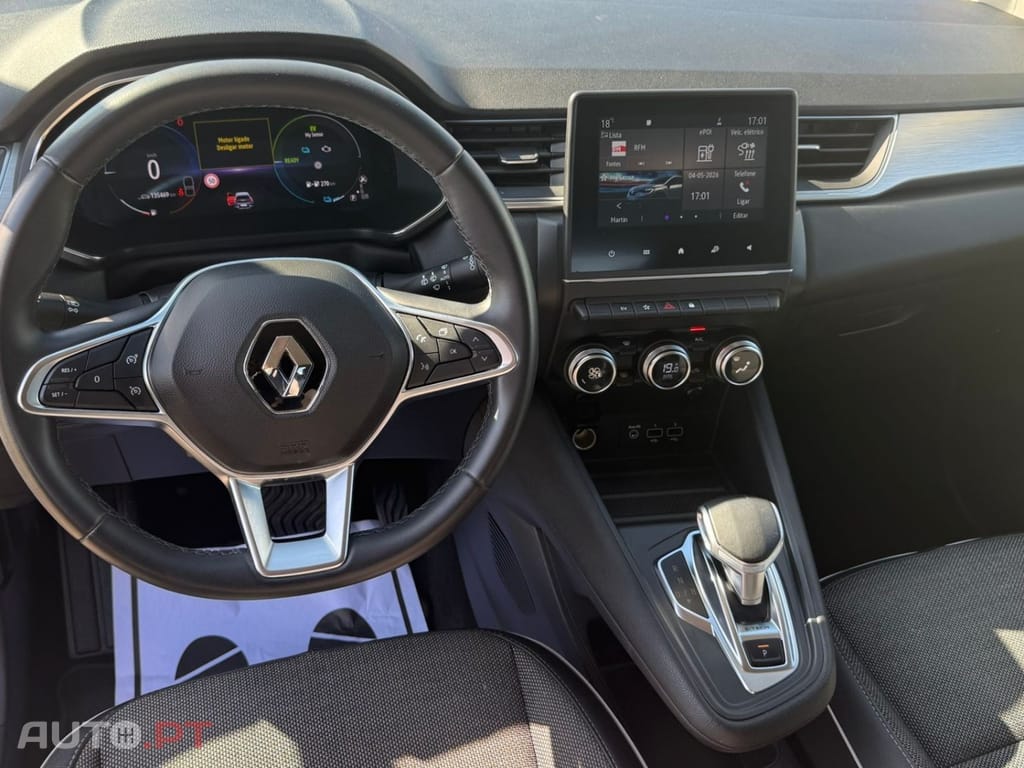 Renault Captur 1.6 E-Tech Intens