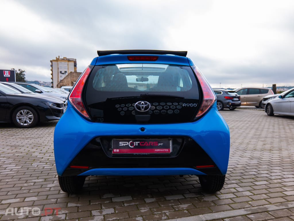 Toyota Aygo 1.0 X-Wave