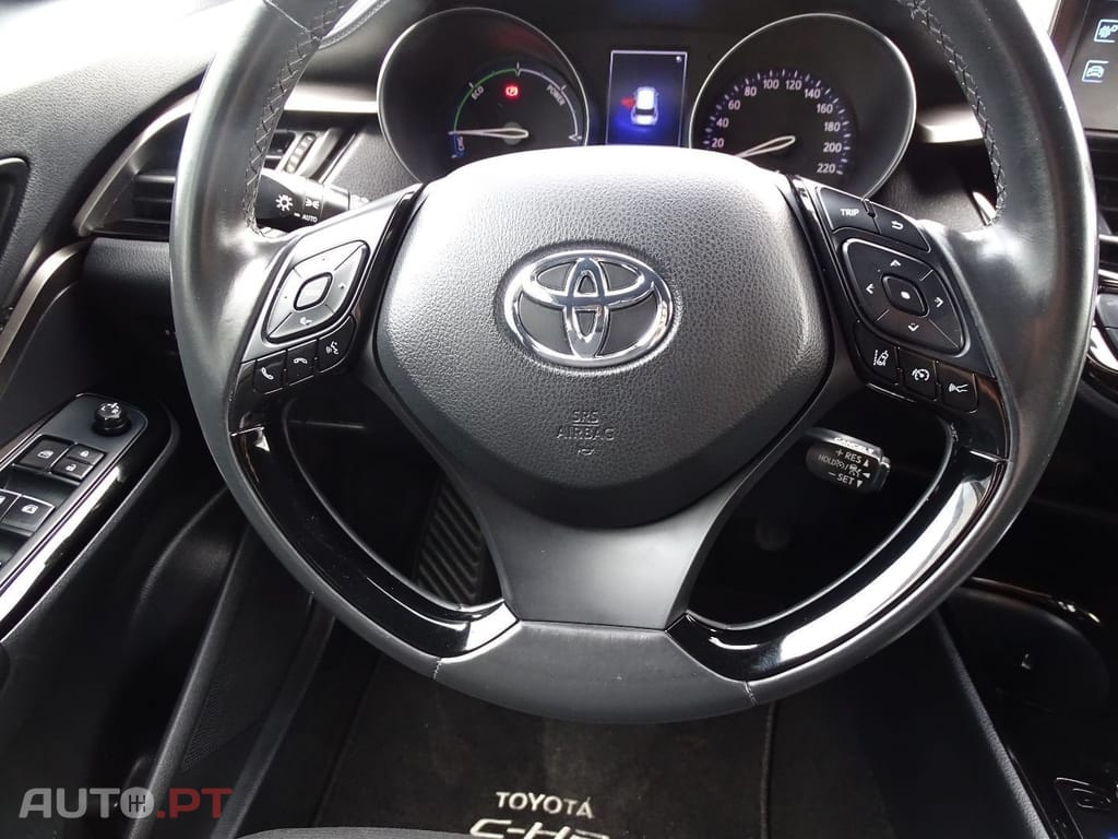 Toyota C-HR 1.8 HSD Comfort+P.Style