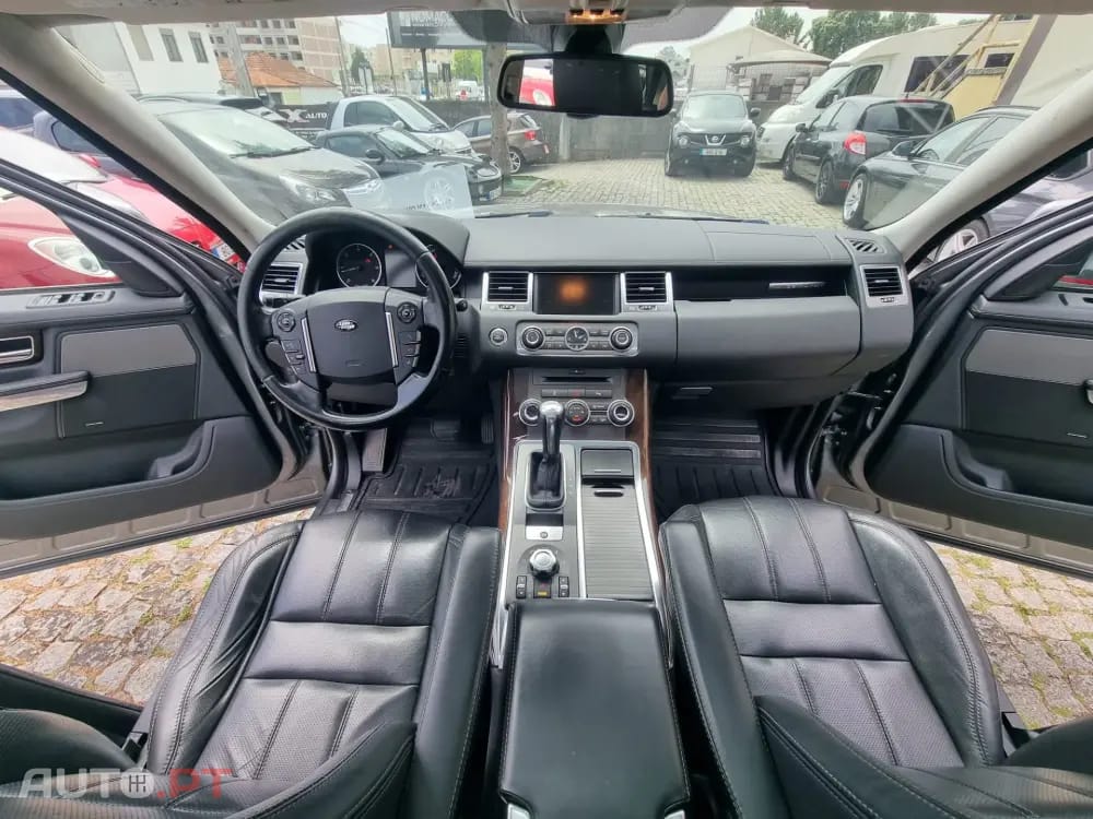 Land Rover Range Rover Sport 3.0 TDV6 HSE