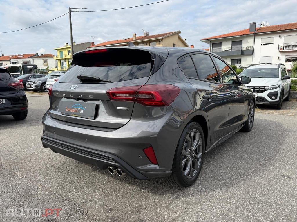 Ford Focus 1.0 EcoBoost MHEV ST-Line