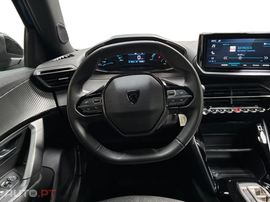 Peugeot E-2008 54 kWh Style