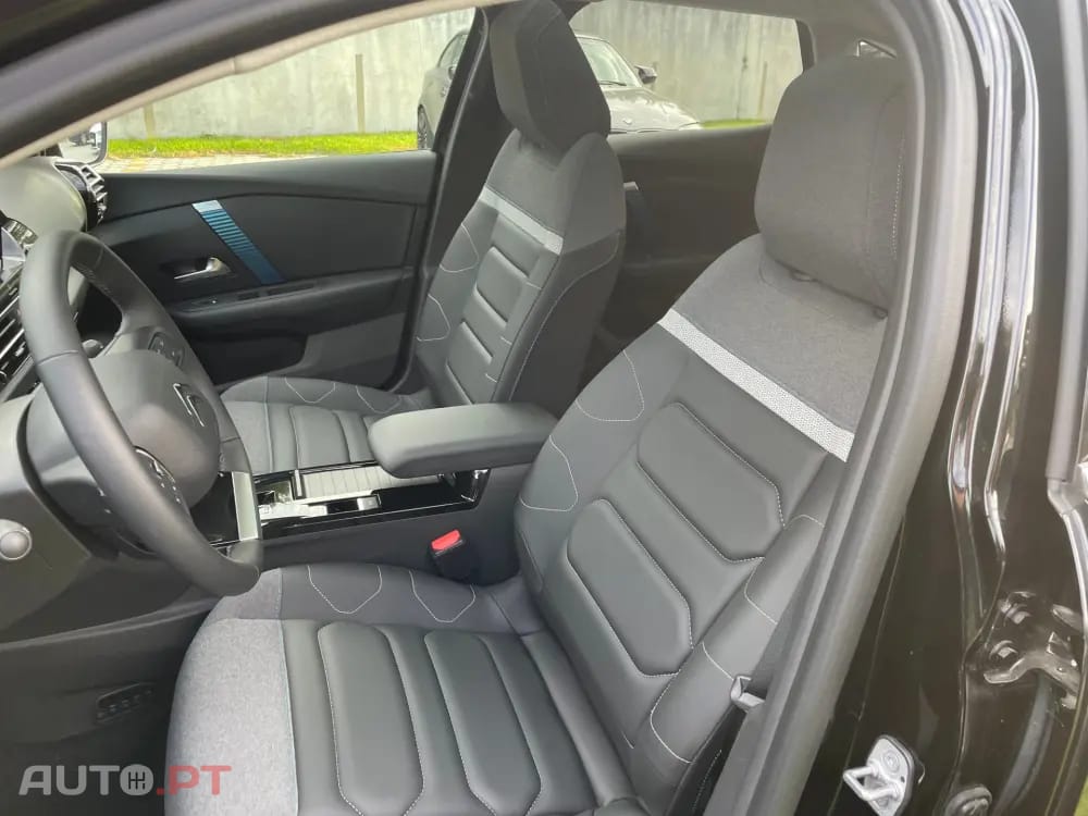 Citroen e-C4 X 50 kWh Shine Pack