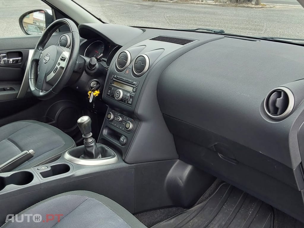 Nissan Qashqai 1.5 dCi Tekna Premium 17