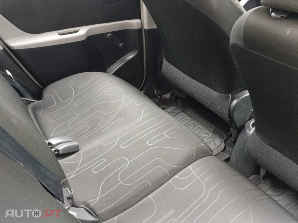 Toyota Yaris 1.0 VVT-i AC