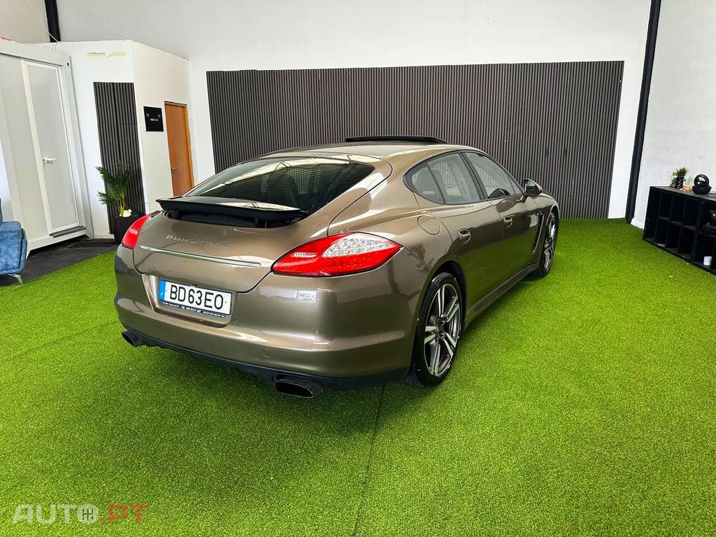 Porsche Panamera PDK