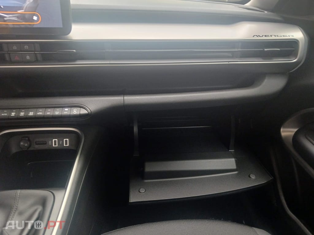 Jeep Avenger 1.2 GSE T3 Summit