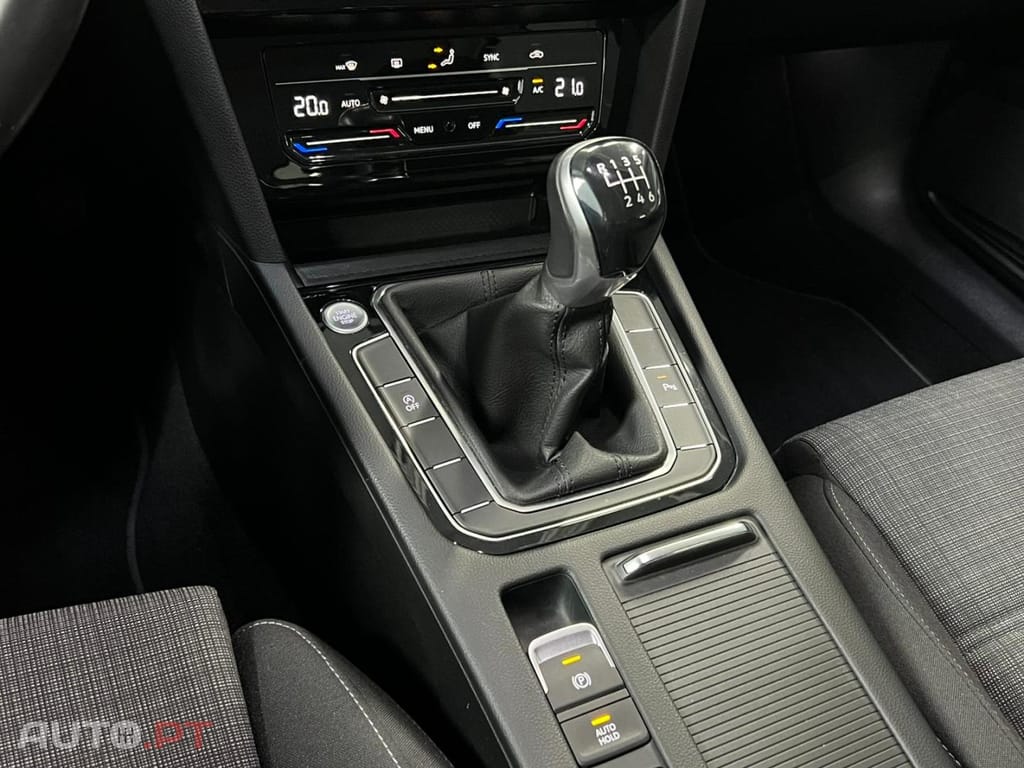 Volkswagen Passat 1.5 TSI 150cv Business Variant