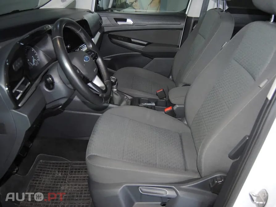 Ford Tourneo 2.0 TDCi Titanium 5 lugares