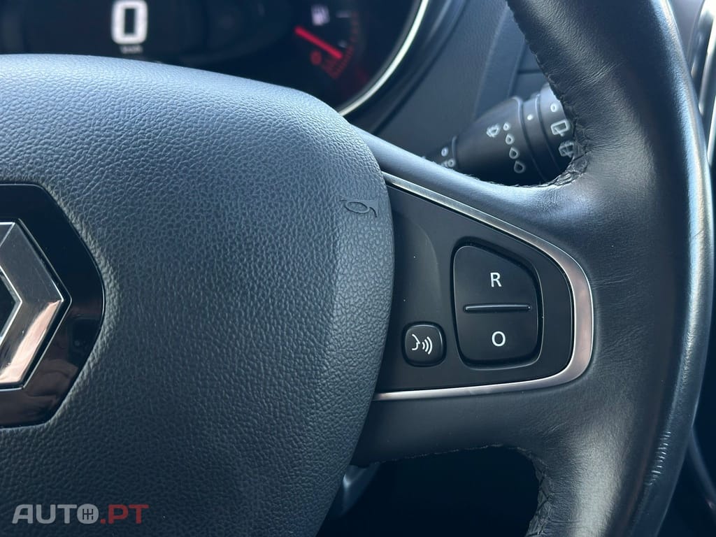 Renault Captur ENERGY TCe 120 LIMITED