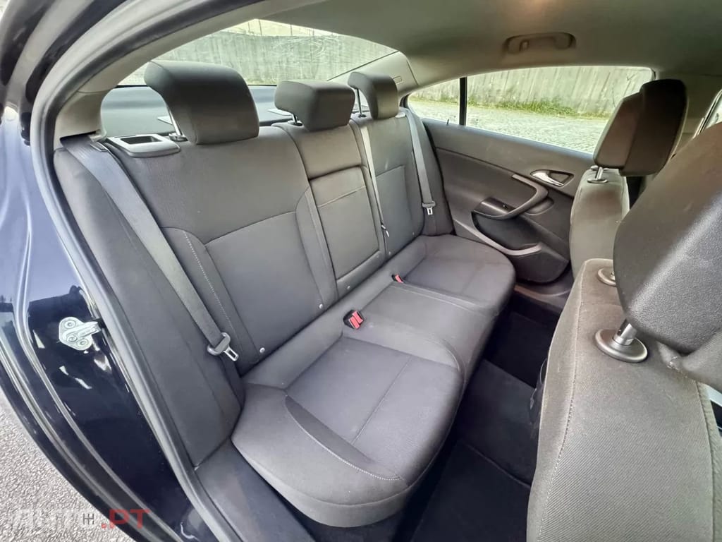 Opel Insignia 1.6 Executive