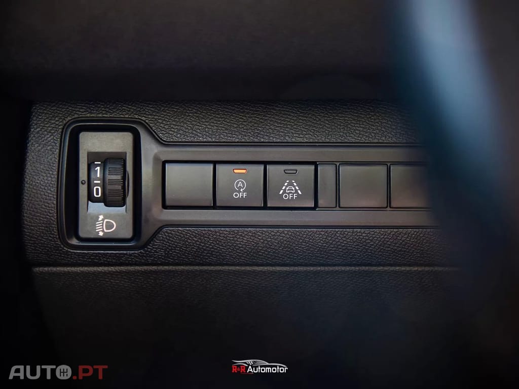 Peugeot 308 1.2 PureTech Business Line