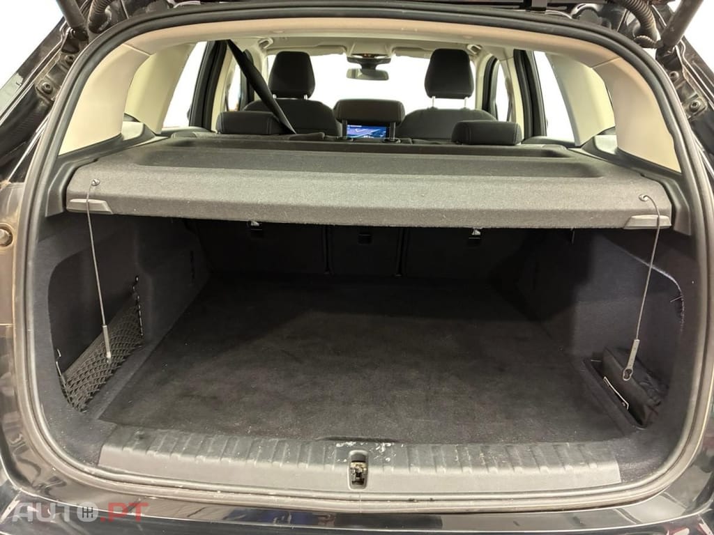 BMW iX1 xDrive30