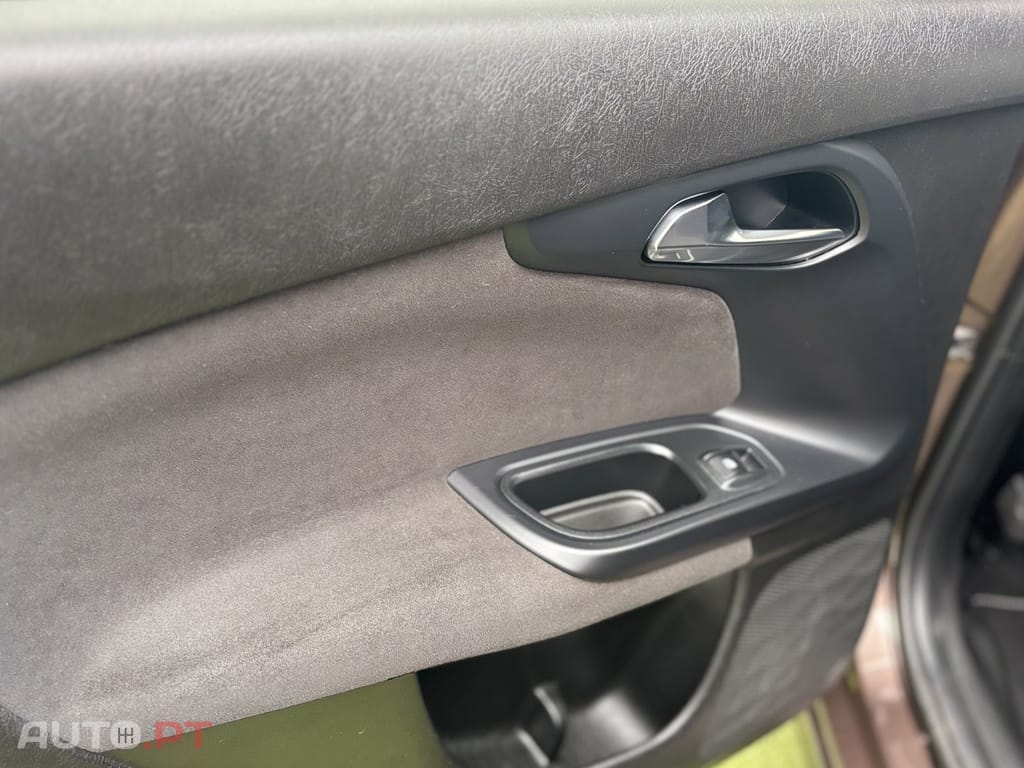 Fiat Tipo 1.6 M-Jet Lounge J17 DCT