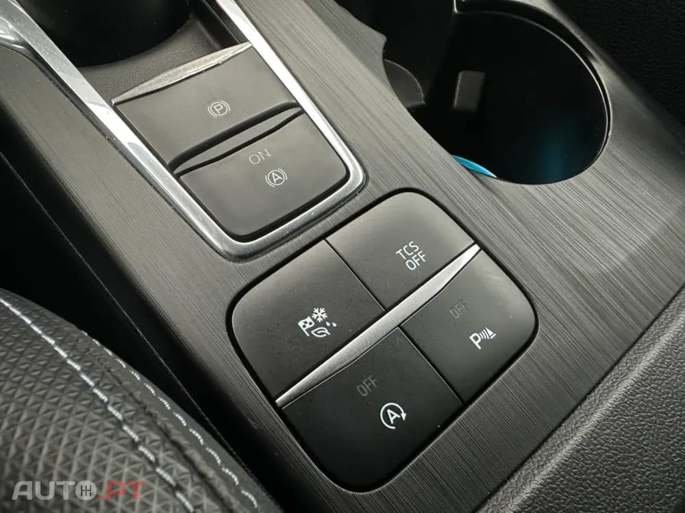 Ford Focus SW 1.0 EcoBoost Active Aut. — fotografia 28
