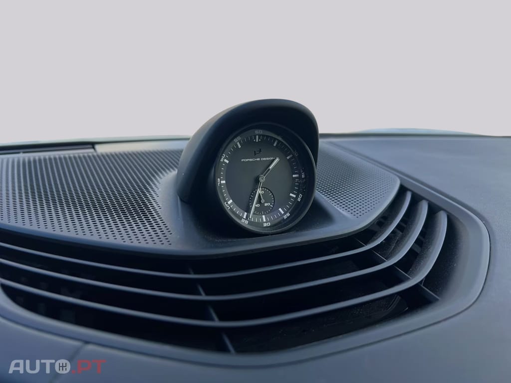 Porsche Taycan GTS I.V.A DEDUTIVEL 