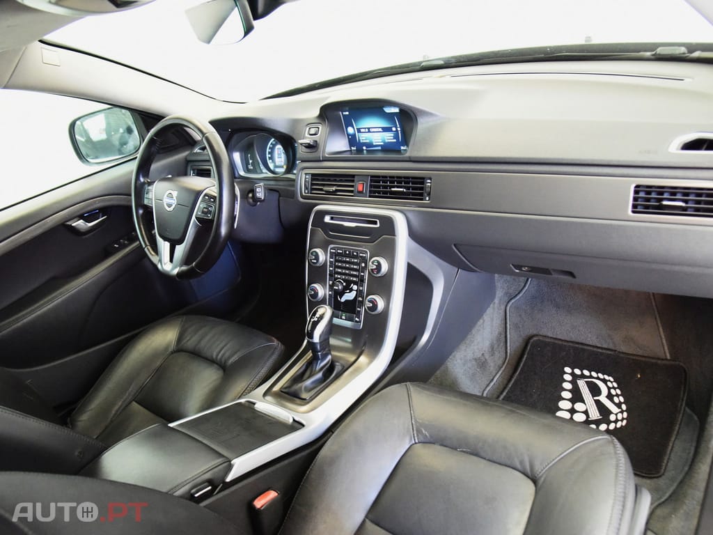 Volvo XC70 2.0 D4 Momentum Geartronic