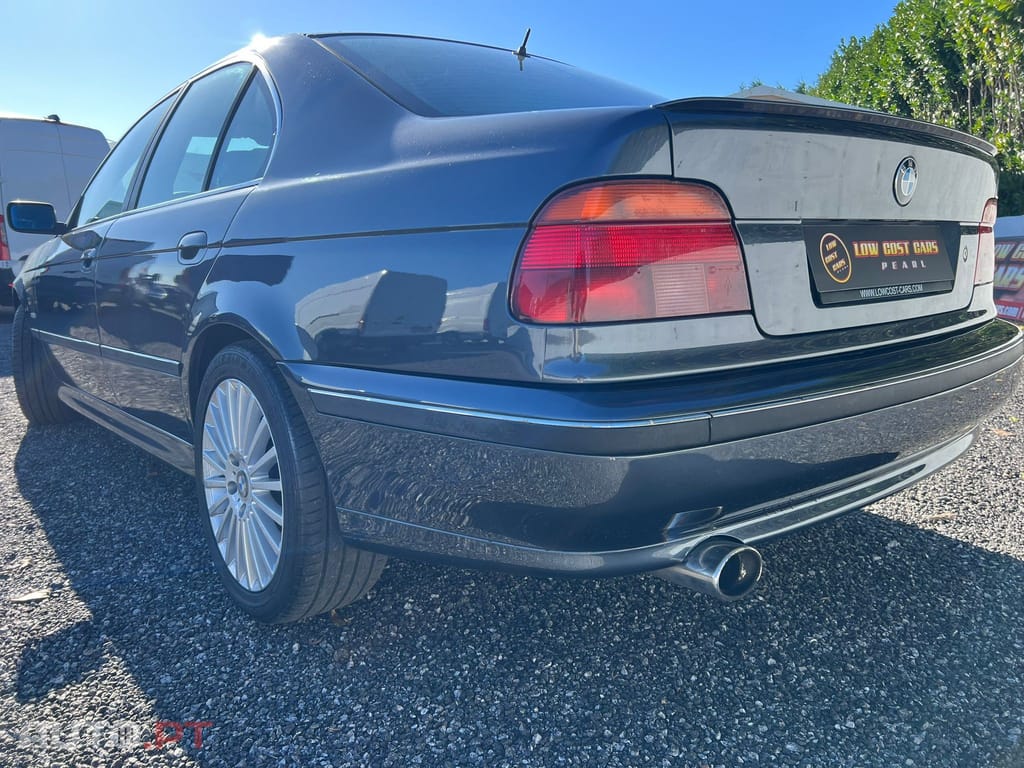 BMW 523 i