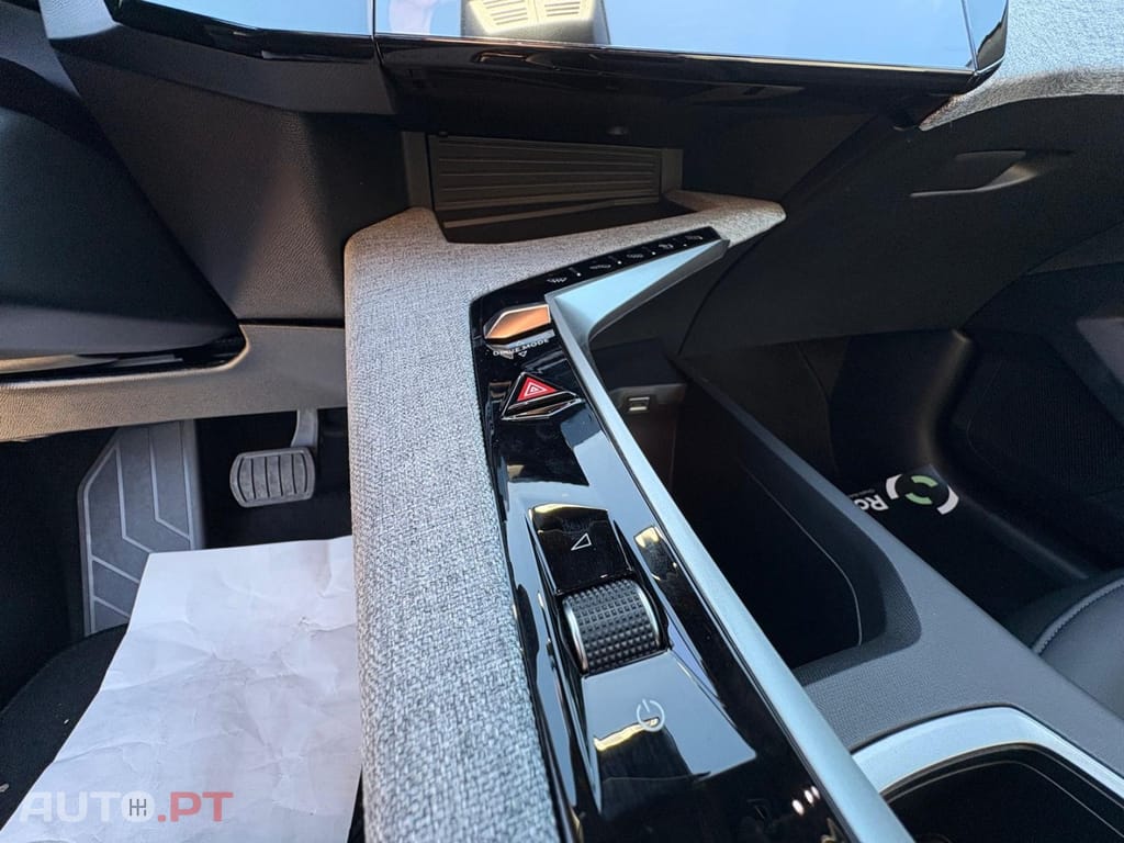 Peugeot 3008 1.2 Hybrid Allure E-DCS 6