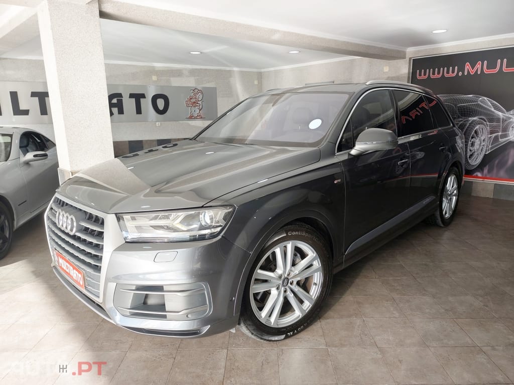 Audi Q7 3.0 TDi quattro S-line Tiptronic 7L