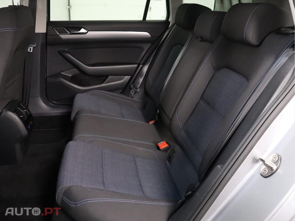 Volkswagen Passat GTE Plug-in Variant