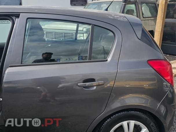 Opel Corsa 1.2 Enjoy