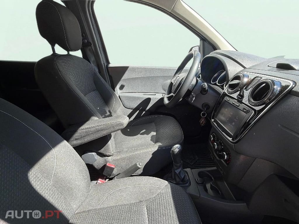Dacia Lodgy 1.2 TCe Confort 7L