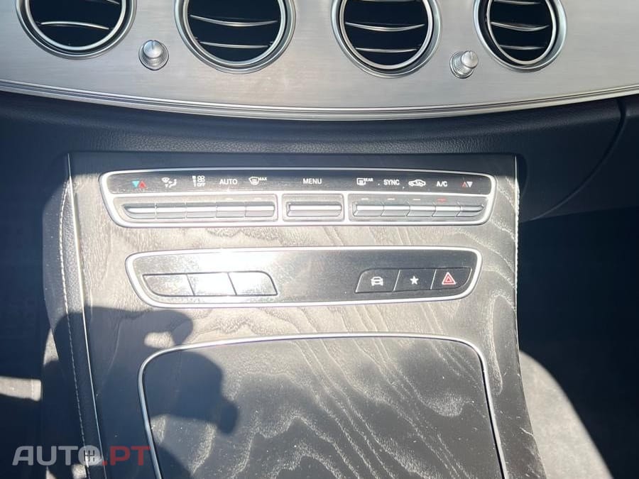 Mercedes-Benz E 220 d AMG Line