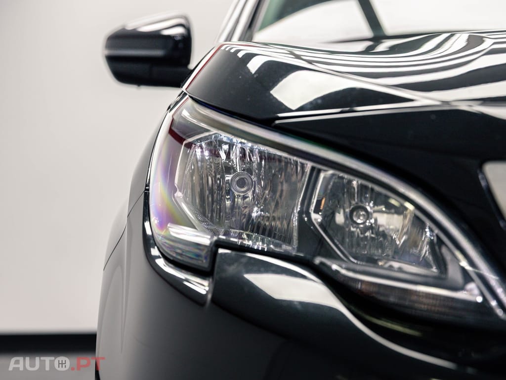 Peugeot 5008 1.5 BlueHDi Allure EAT8