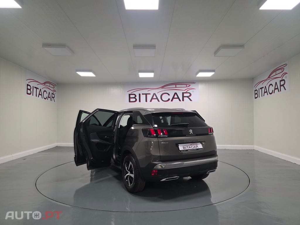 Peugeot 3008 1.5 BlueHDi Active