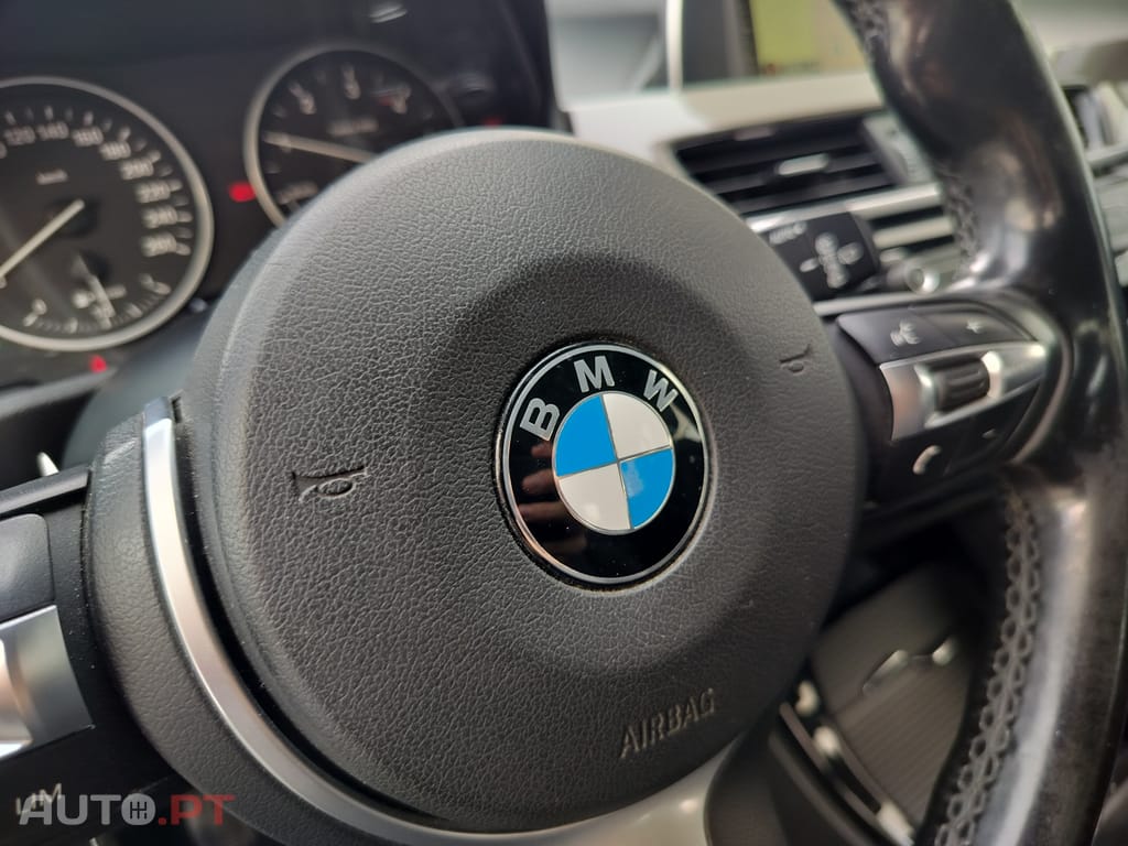 BMW X1 SDrive 16d XLine M-Pack