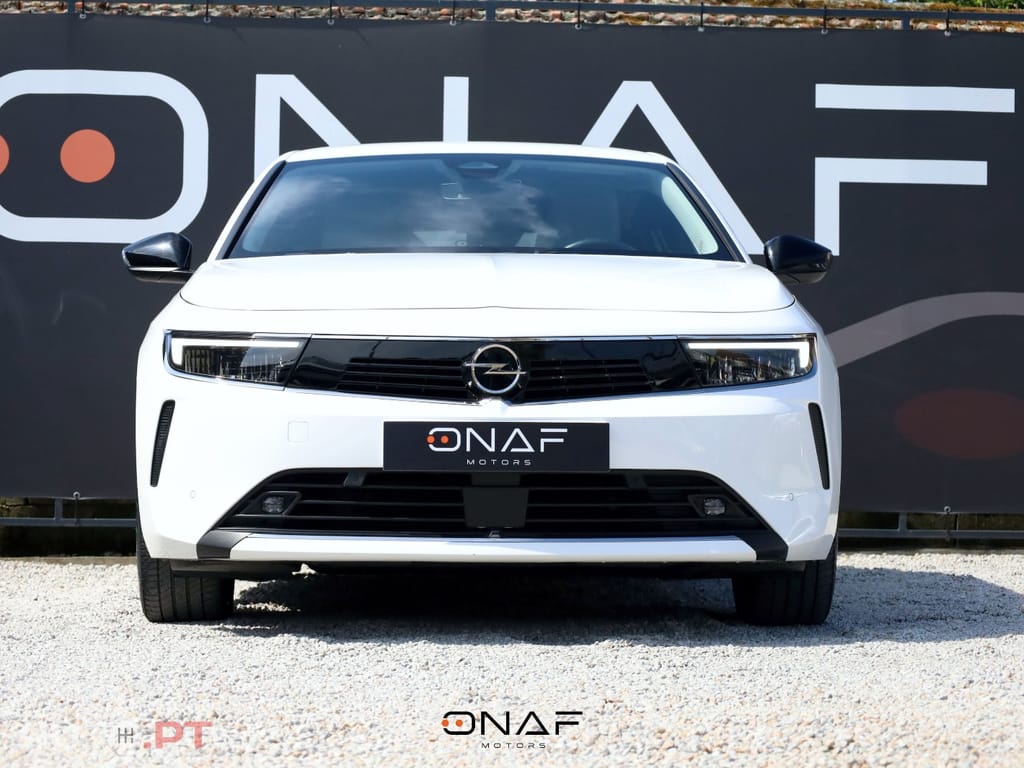Opel Astra 1.2 T-Elegance 130Cv